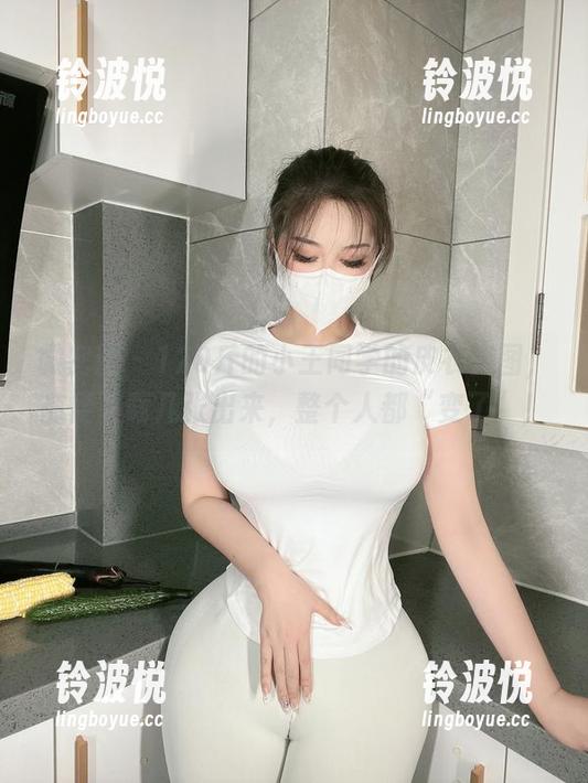 微密圈 - 120斤的小王同学的皮衣套图，随便下载几张出来，整个人都“变了”！