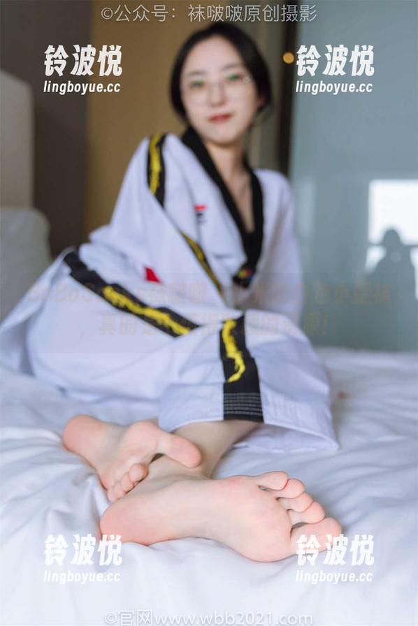 BoBoSocks袜啵啵 - 小米的白色小腿袜，真的是个值得收藏的资源！