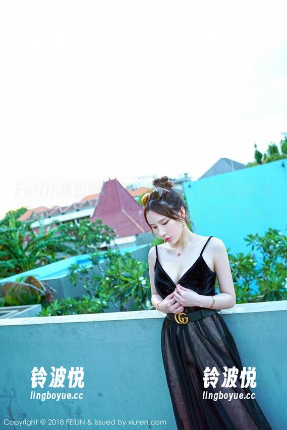 Feilin嗲囡囡 - 有人说Misty萌晰的泳池写真集很清凉，我觉得，下载之后马上来个网红游泳！