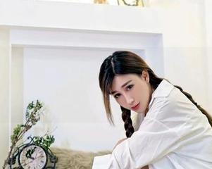 Feilin嗲囡囡 – 还有这些高清，周大萌的丝袜，每次点击都有新发现。