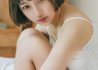 GIRLT果团网 – 无拘无束的棉袜：莫雅淇让高清图上大胆展现袜子风采！