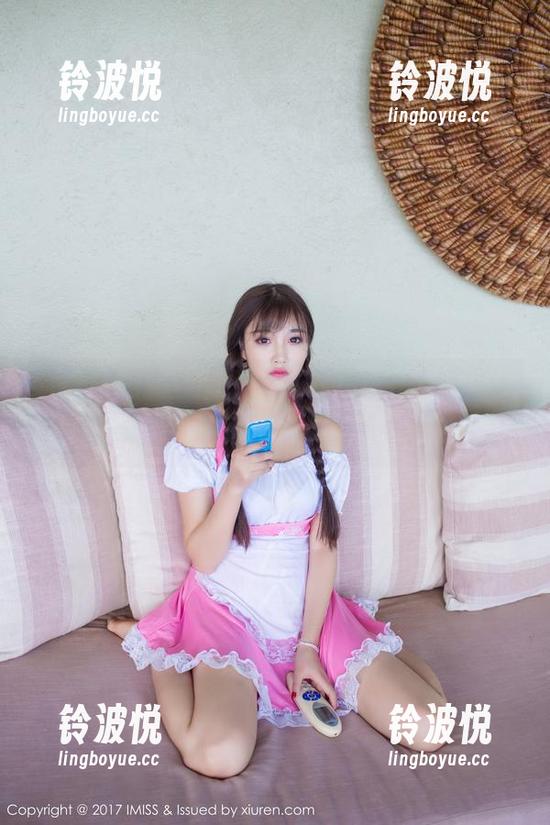 IMiss爱蜜社 - 下载乐乐Mango的白丝全套，难道真有那么好看？
