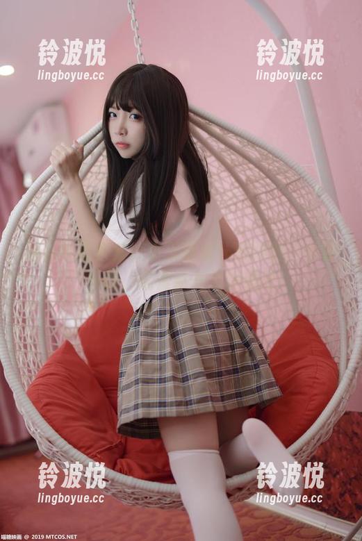 喵糖映画合集：小天鹅女仆和她的‘宇宙’礼服，随便拿去做壁纸吧！