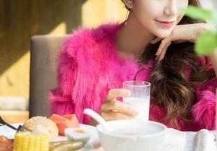 MiStar魅妍社 – 这全套写真，陈思琪Art自信得像个女王，后台不知道啥样呢…