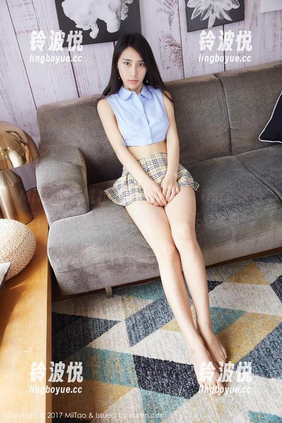 MiiTao蜜桃社 - 呐，桃乃香Tina在泳池里，能不能不要太吸睛？快来看写真！