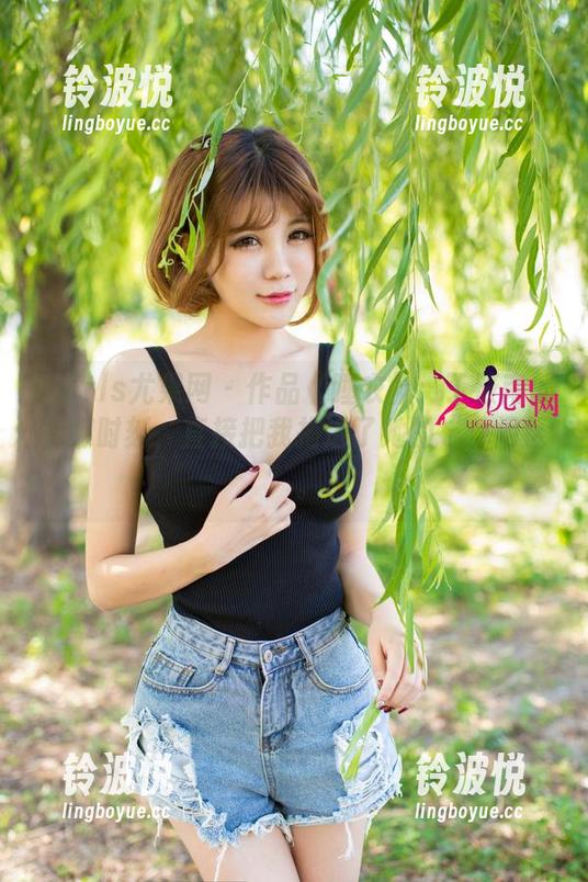 UGirls尤果网 - 作品《睡衣》：丁筱南的慵懒时刻，直接把我拖进了她的“休闲区”。
