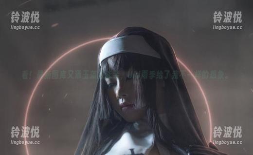 看！最新图库又添玉藻前泳装，Uki雨季给了我不一样的想象。