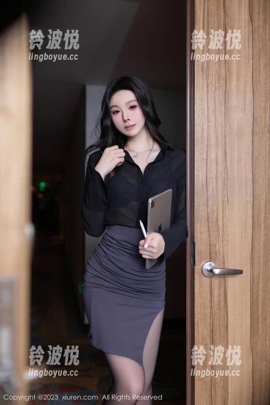 Xiuren秀人网-e宝小野猫 Xiuren秀人网 - e宝小野猫的姐姐,竟然在写真里不小心撩到我了?