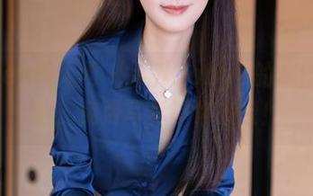 Xiuren秀人网 – 小乔babyb的灰丝大冒险，免费写真等你来撩！