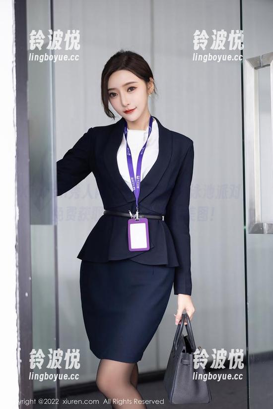 Xiuren秀人网 - 龙泽美曦的泳池派对，免费获取那一张神奇的美图！