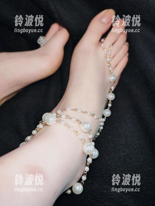 微密圈 - 带你看YuYu超甜丫最新白衬衫的原图，说明书说：穿上之后请小心镜子！