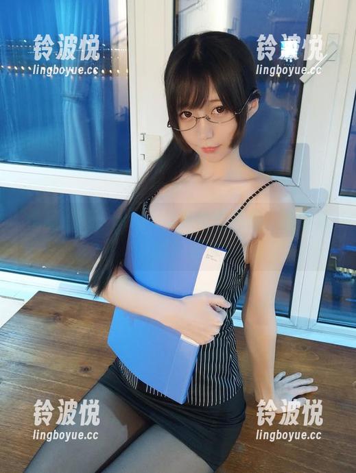 作品梗概：nagisa魔物喵在线，浴室成了意外舞台
