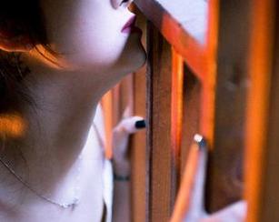partycat轰趴猫 – Ellie艾栗栗，紧身旗袍让人心猿意马，资源几乎图鉴。