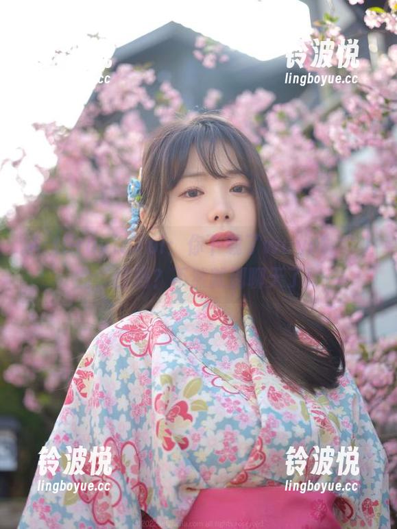 ArtGraviaVol：你下载了wuyo(우요)的套图吗？不然就别聊天了！
