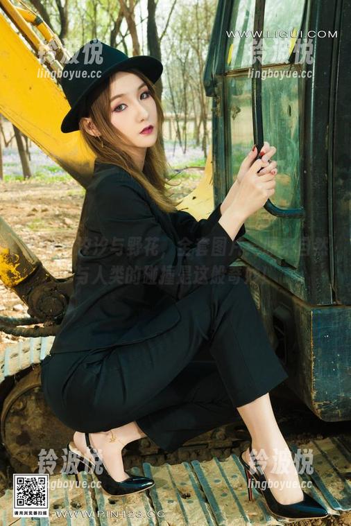 丽柜 - 汐汐与野花，全套图片：原来自然与人类的碰撞是这般奇妙！
