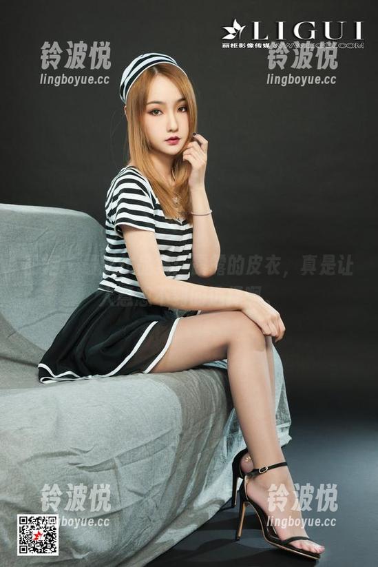 丽柜 - 最新作品集：露露的皮衣，真是让人意想不到的选择啊。