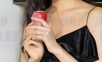 克拉女神 – 看到高子琁的照片，我在猜测，这里面埋藏了多少“秘密”呢？