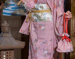 咬一口兔娘的《琪花星烛·可莉》图包，它隐秘的炸鱼舞感真奇妙…