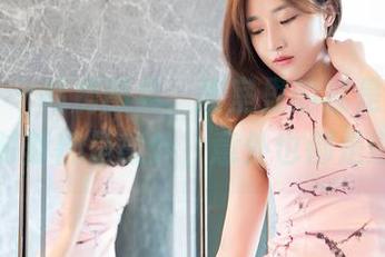 嗲囡囡 – 私房图集，教室里的就是阿朱啊：时刻都是意外，意外也都是期待