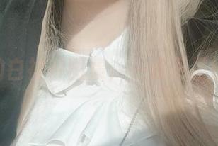 女主K的白衬衫图集，一点不正经的分享