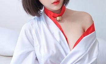 搞怪万圣节合集：姜仁卿(강인경)把万圣节打造成了一场走秀，鬼脸也得板正！