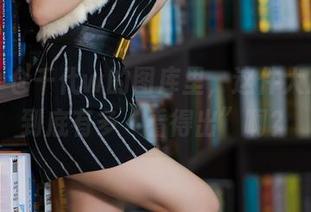 疑惑小仓千代w的图库里，这件大凤礼服到底有多“看得出”啊？