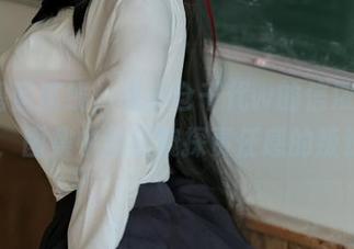 漫游碧蓝航线，看小仓千代w的信浓女警cos，图集中藏着窥探责任感的叛逆？