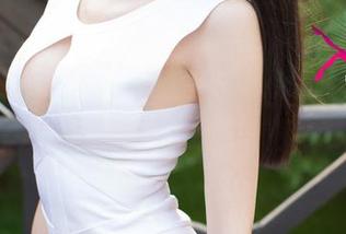 尤果网 – 心儿的礼服写真：我可能需要一次约会来消化这些美丽！
