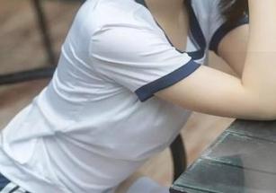 面对这些图片，下载与否真是个问题，幼水铃衣的蕾丝值得你纠结一下。
