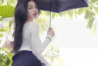 微密圈 – 自由之豹？徐珺大哥的私拍图包，真的是太不安分了