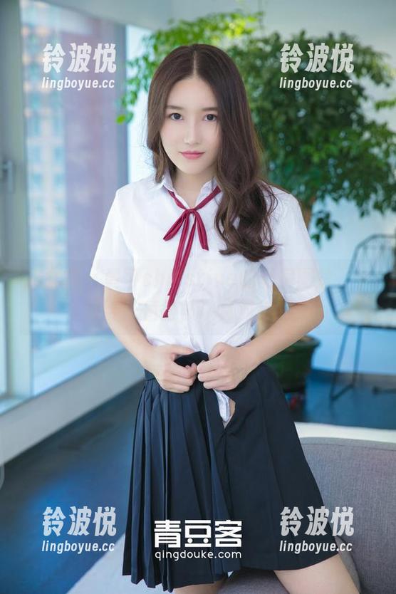 推女神 - 黄可christine的私房图片，学姐姿态值得被认真对待吗？