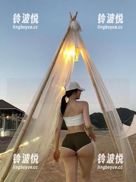 微密圈 - 文茜cool泳衣合集：那些略显不羁的姿态，真是会让人走神。