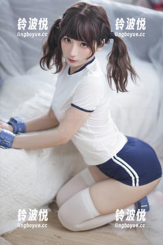 是三不是世w的私密透明女仆，晒点免费写真，来一波