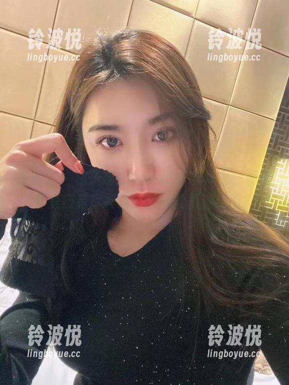 微密圈 - 林子喵Lynne的泳衣作品，图库真是应有尽有嘛，能不能再清纯点？