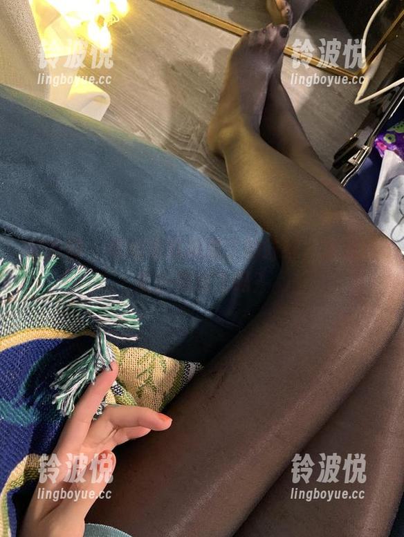 微密圈 - 壁纸也有桃脱了的妹妹，那我还敢扑翅起飞吗？