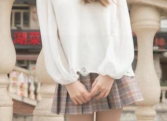 梦丝女神 – 玥玥的火车写真：超自然的那点干扰真让人无奈啊