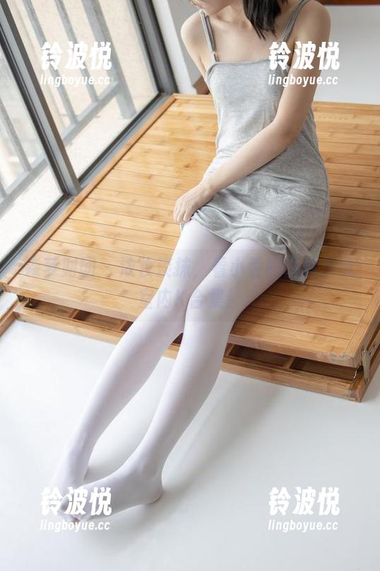 森萝财团 - 浓妆淡抹，看小香的白丝少女室内K合集！
