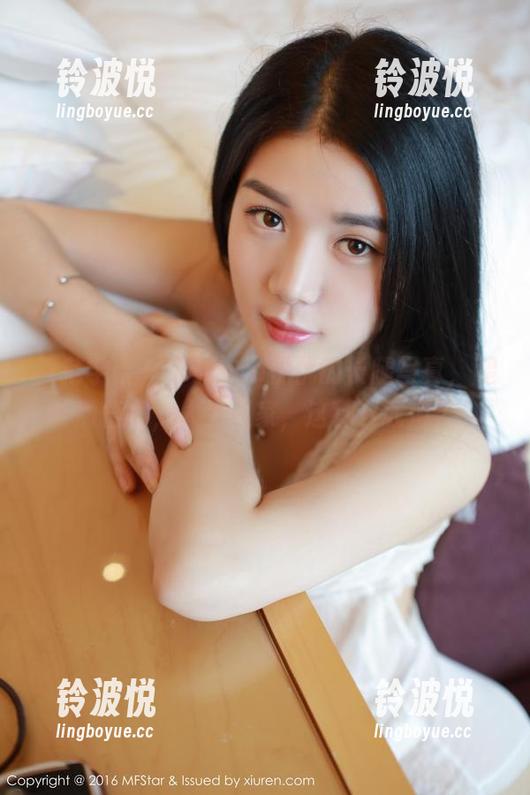 模范学院 - 下载yoo优优的长腿写真，腿长颜值高，人生赢家，这种下载值了！
