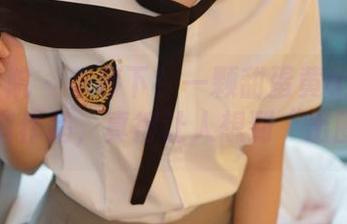 模范学院 – 来停下！一颗甜蛋黄a这免费牛仔裤作品，真得让人想到“出圈”！