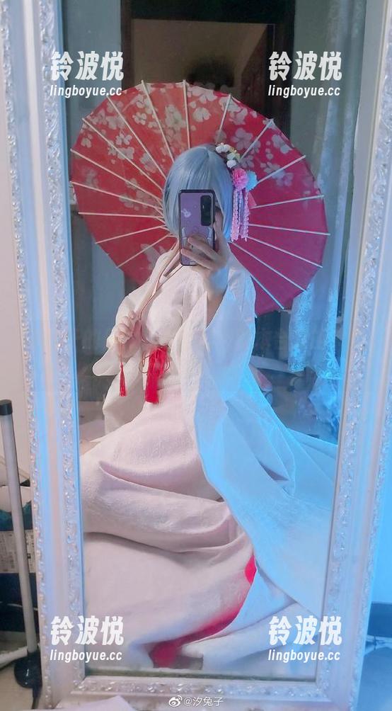 汐兔子的日常：能拍出一整本合集的节奏呢！