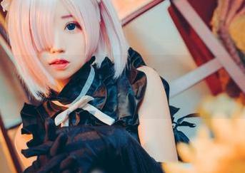 在猫君君MaoJun的修女作品里，发现了一点特别的东西，资源多一份惊喜！