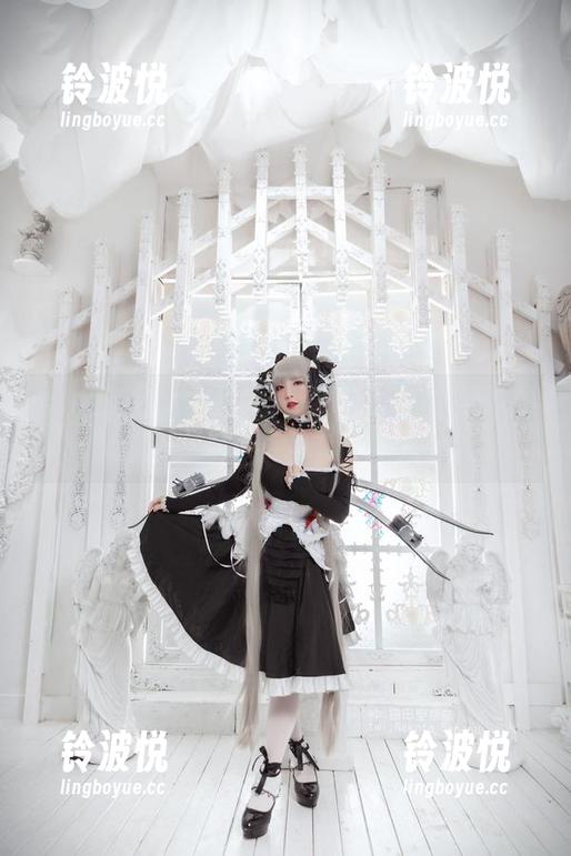 照片捕捉到的盛夏进行曲，猫田圣奈奈在爱宕泳装下的任性与清凉。