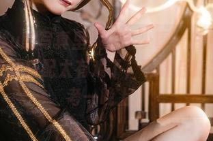 王胖胖u的写真里藏了不少事，酒吞与僵尸童子的搭配太有戏了，下载后能让你思考一晚上。