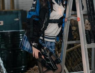 分享一下，白莉爱吃巧克力和她那张毛衣美图，我书都读懵了。