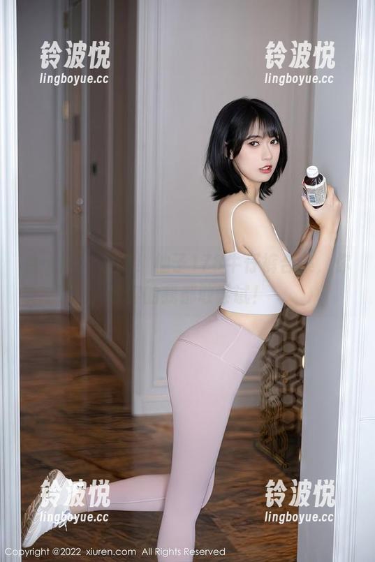 秀人网 - 最新！柚子178牛仔裤合集，你敢穿的我都敢尝试！