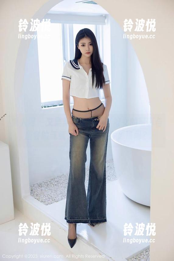 秀人网 - 艾栗栗栗栗栗栗吖修女的写真与庙会的气氛，猜猜哪儿会更热闹？