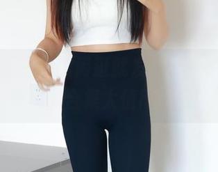 绮梦摄影 – 偶尔闲逛就发现了，子涵的肉丝美图合集太值得收藏！
