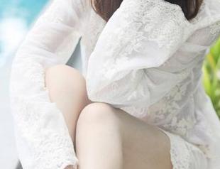 美媛馆 – 于大小姐在瑜伽垫上的图包，资源里掺了些曖昧的成分吗？