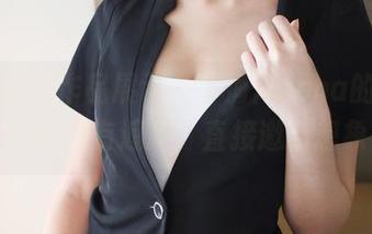 美媛馆 – 作品展示，小海臀rena的连体衣，丝毫没有遮掩，直接邀请想象了…