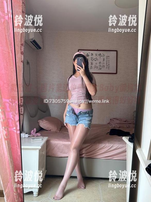 微密圈 - 图片里这位美邵女Baby御姐的表情总是那么撩人，反正原图我得好好收藏！